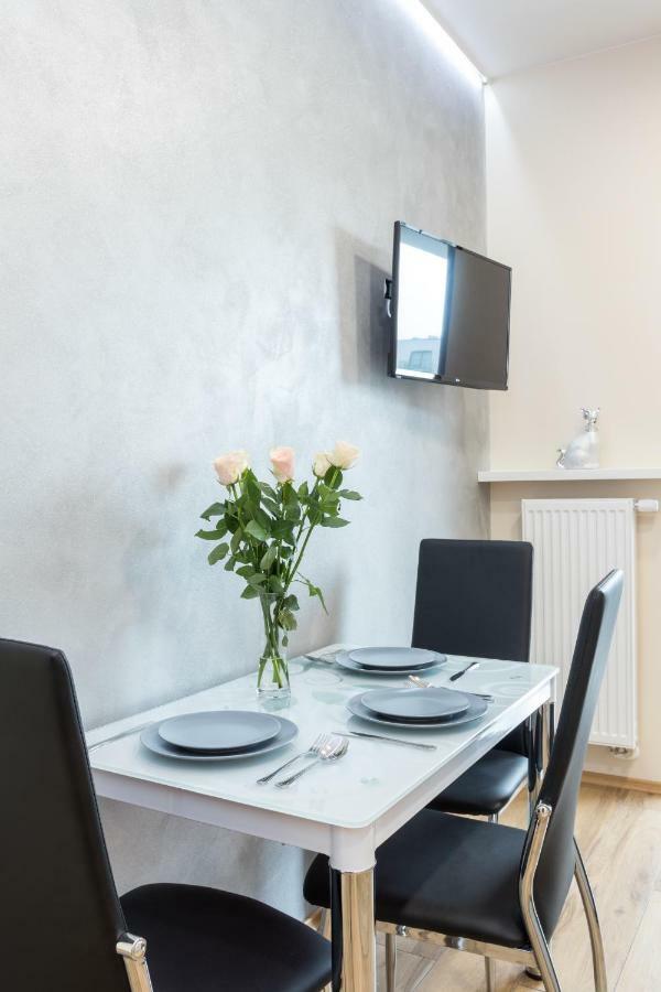 Angel Apartament Cracovie Extérieur photo